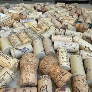 Bulk Lot 139ct Used Assorted Wine Corks Natural Synthetic Crafting Upcycling DIY